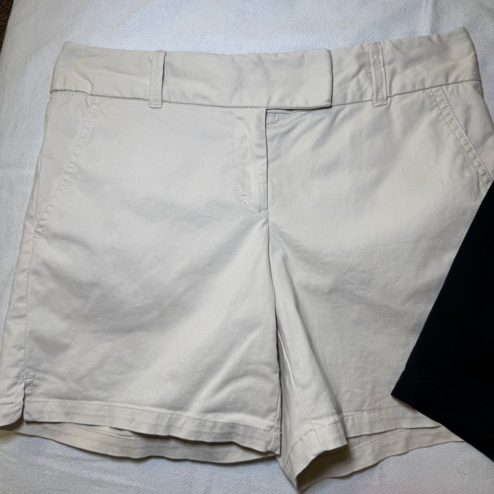 Ann Taylor LOFT Riviera Shorts Bundle Women's 4 Black Beige Chino Mid Rise 6" - Picture 2 of 7